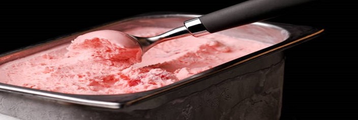 Mastering-Homemade-Ice-Cream-Using-Ice-Cream-Makers-Techniques-and-Tips-featured-image-200x695w-tray-of-pink-ice-cream-being-scooped-with-baller-frosted-fusions
