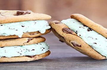 Retro-Nostalgia-Learn-to-Craft-Perfect-Ice-Cream-Sandwiches-image-5-200x600w-three-mint-ice-cream-sandwiches-with-choc-chip-cookies-frosted-fusions