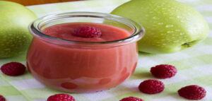 how-to-make-the-perfect-smoothie-image-12-fresh-raspberries-and-2-green-apples-and-a-smoothie-in-glass-frosted-fusions