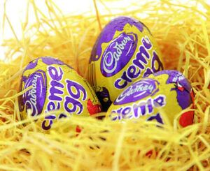 easter-sundae-fundae-homemade-ice-cream-ideas-for-easter-image-13-cadburys-cream-eggs-in-hay-frosted-fusions