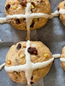 easter-treats-reinvented-hot-cross-buns-and-homemade-ice-cream-image-3-hot-cross-buns-iced-with-crosses-prior-to-oven-baking-frosted-fusions