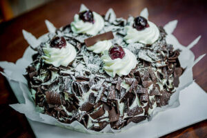 black-forest-ice-cream-cake-image-4-frosted-black-forest-gateau-cake-covered-with-kirsch-soaked-cherries-and-whipped-cream-frosted-fusions