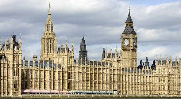 churn-baby-churn-homemade-ice-cream-recipes-to-remember-remember-image-2-houses-of-parliament-london-uk-frosted-fusions