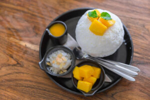 Celebrating-Chinese-New-Year-With-Lucky-Ice-Cream-Flavours-image-6-sticky-rice-and-mango-ice-cream-with-fresh-mango-Frosted-Fusions