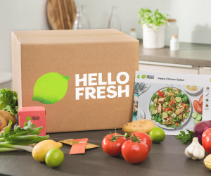 AD-HELLO-FRESH-BOX-WITH-FRESH-INGREDIENTS-300x250